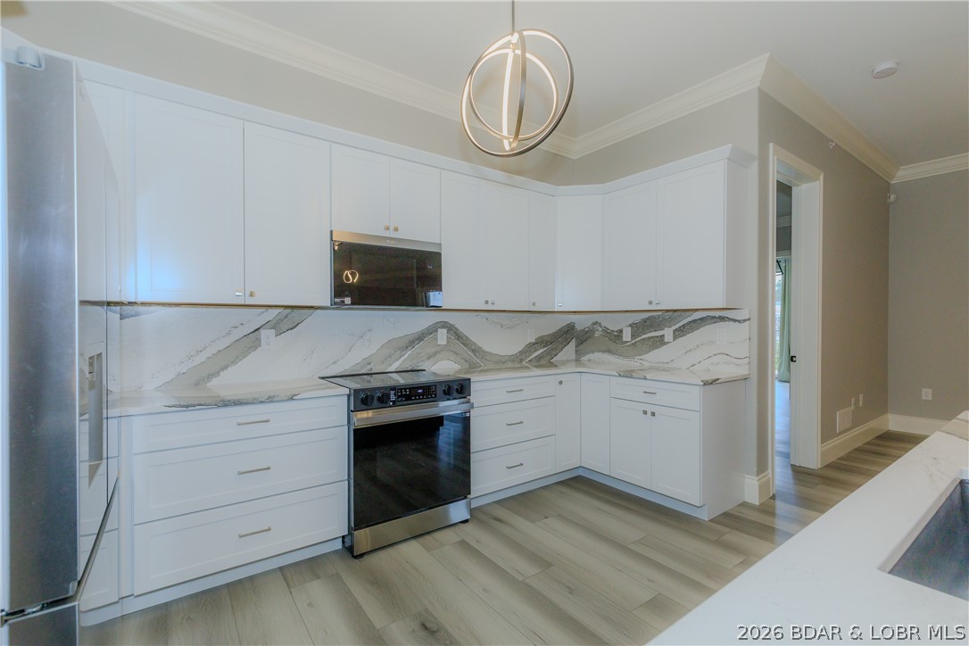 The Hamptons Condominium - Residential