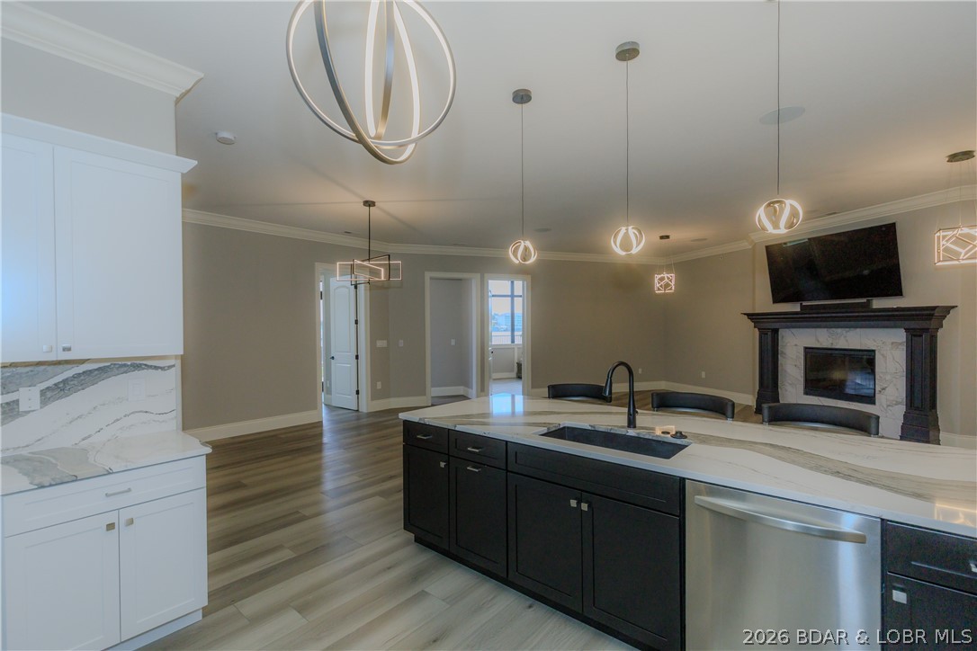 The Hamptons Condominium - Residential