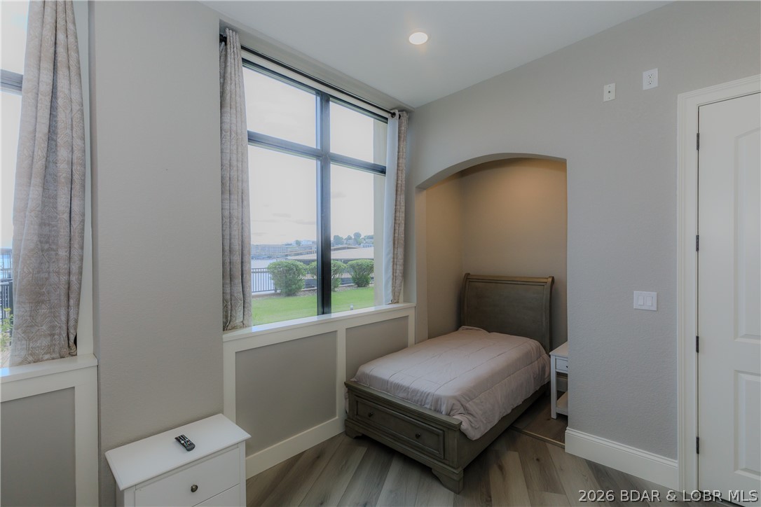 The Hamptons Condominium - Residential