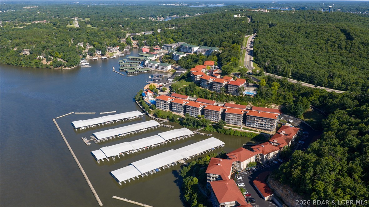 Palisades Condominium - Residential
