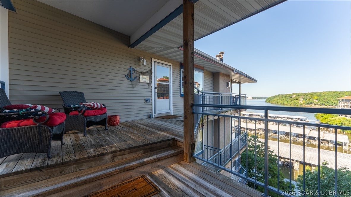 Palisades Condominium - Residential