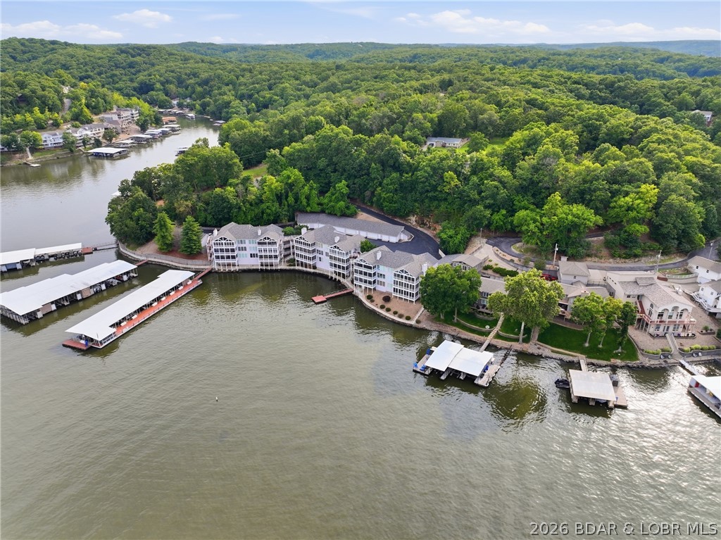 Horizons Condominiums - Residential