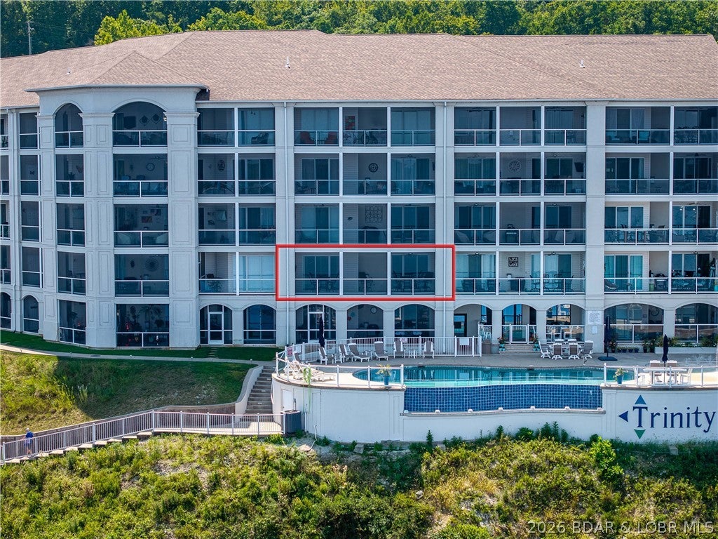 Trinity Pointe Condominiums - Residential