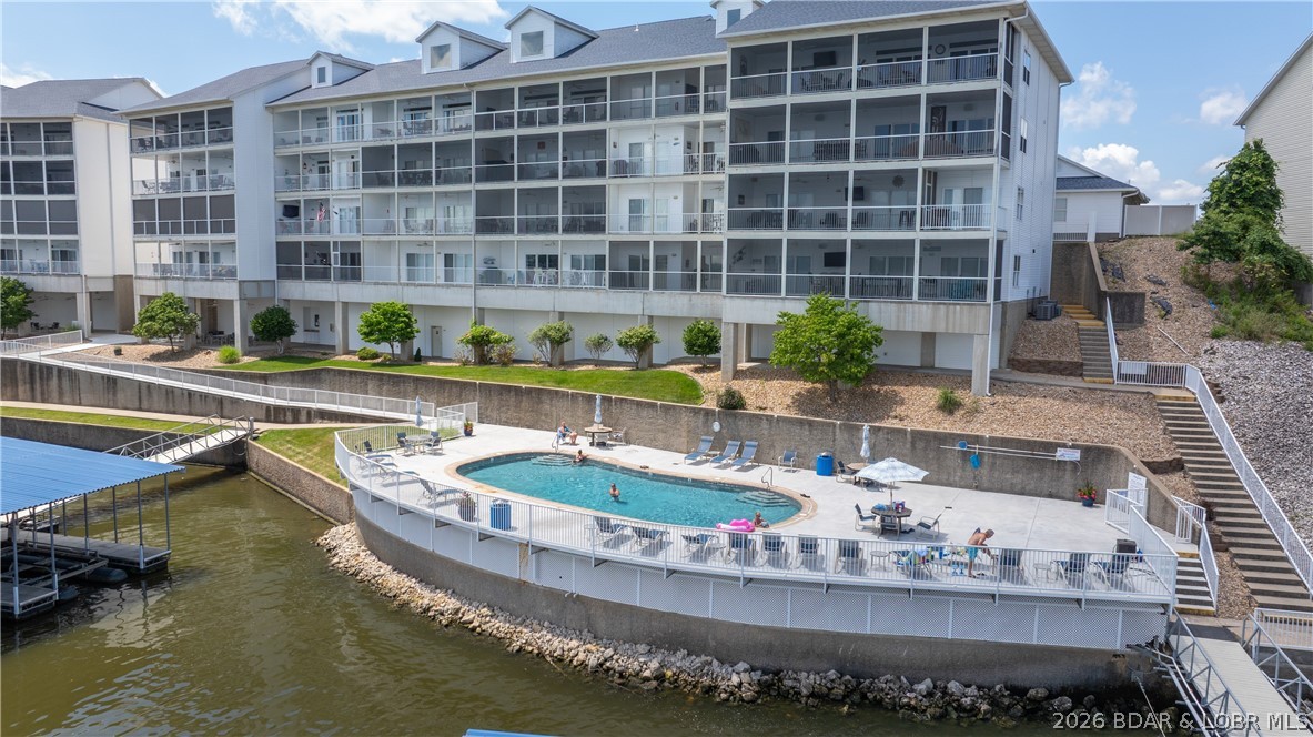 Stoneledge Condominium - Residential
