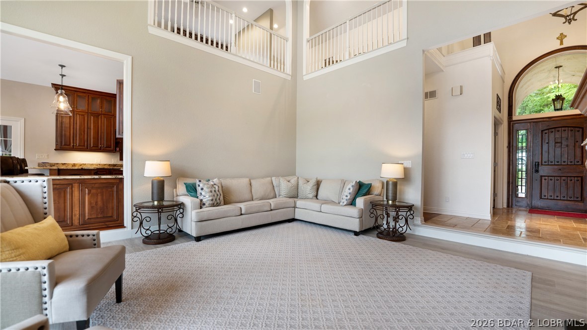 Grand Point No. 2 - Residential