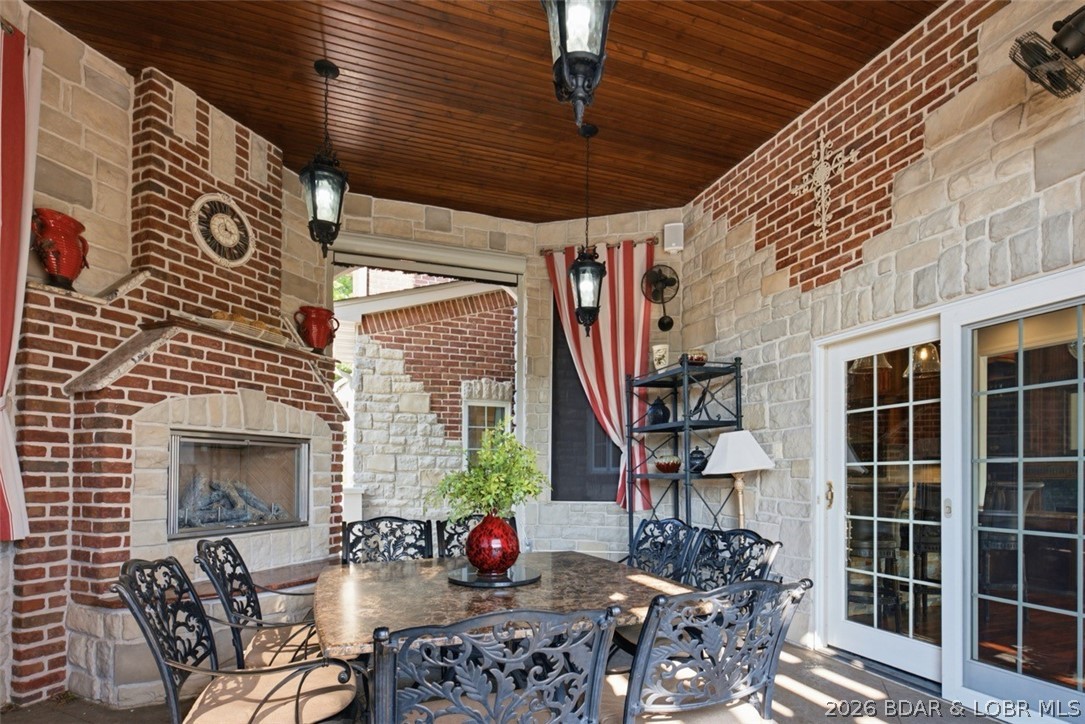 Grand Point No. 2 - Residential