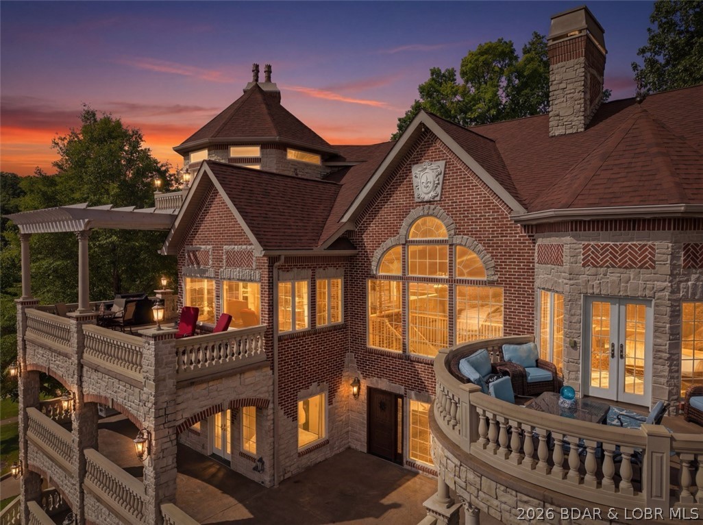 Grand Point No. 2 - Residential