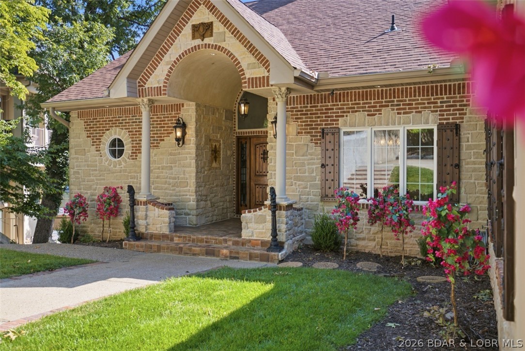 Grand Point No. 2 - Residential