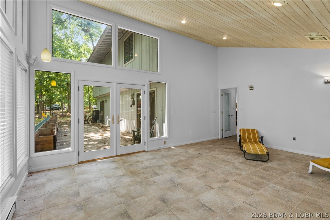 Tan-Tar-A Estates - Residential