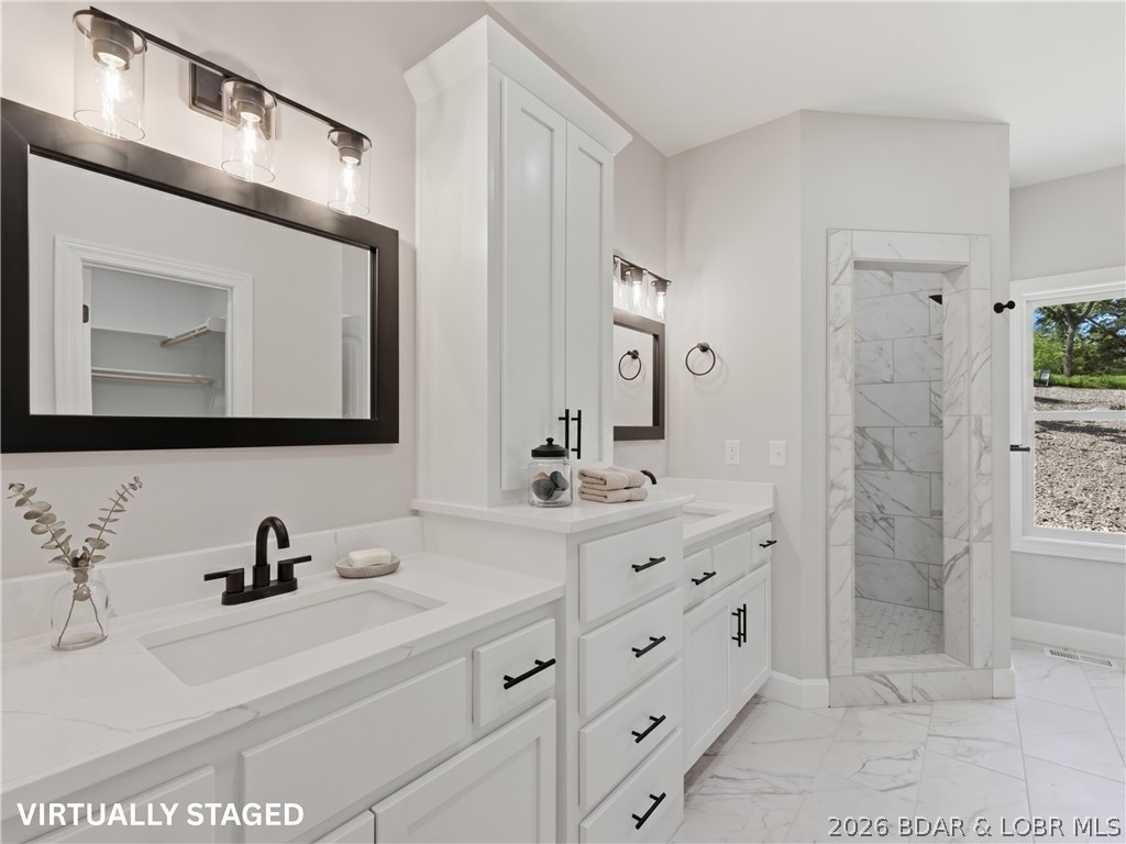 Shores of Eagle's View - Residential