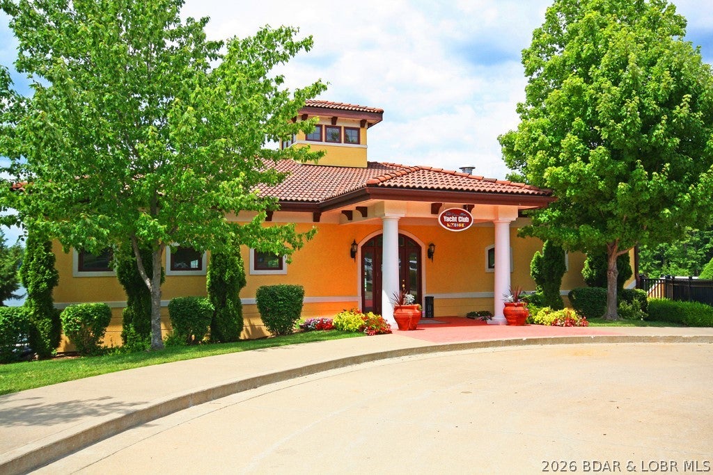 Champions Run - Residential