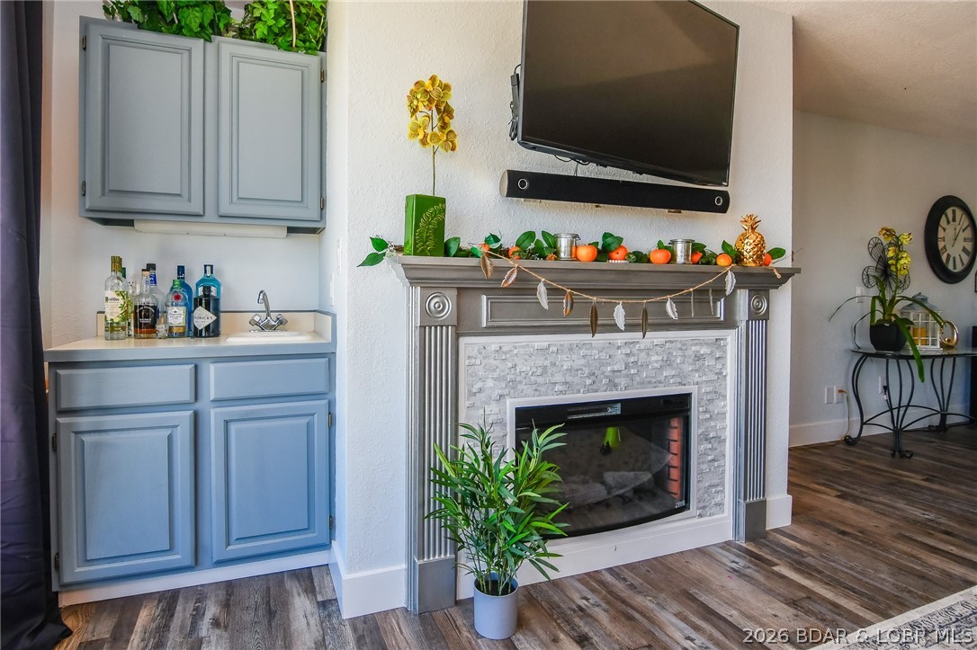 Four Seasons Racqt-Cntry Club - Residential