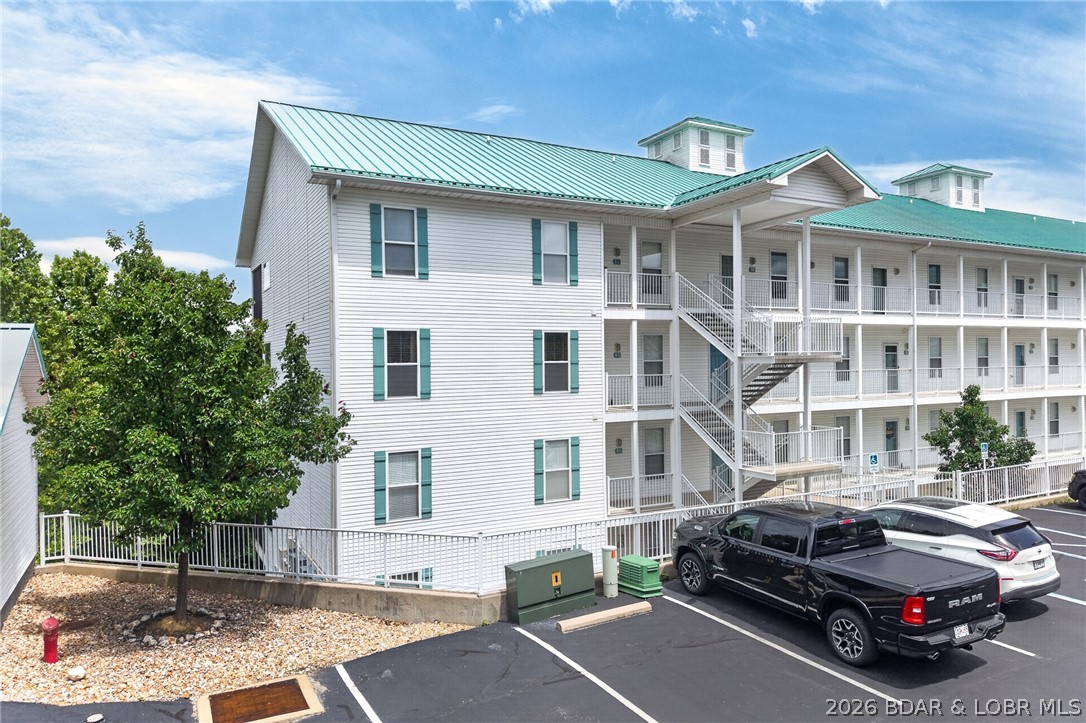 Sunset Palms Condominium - Residential