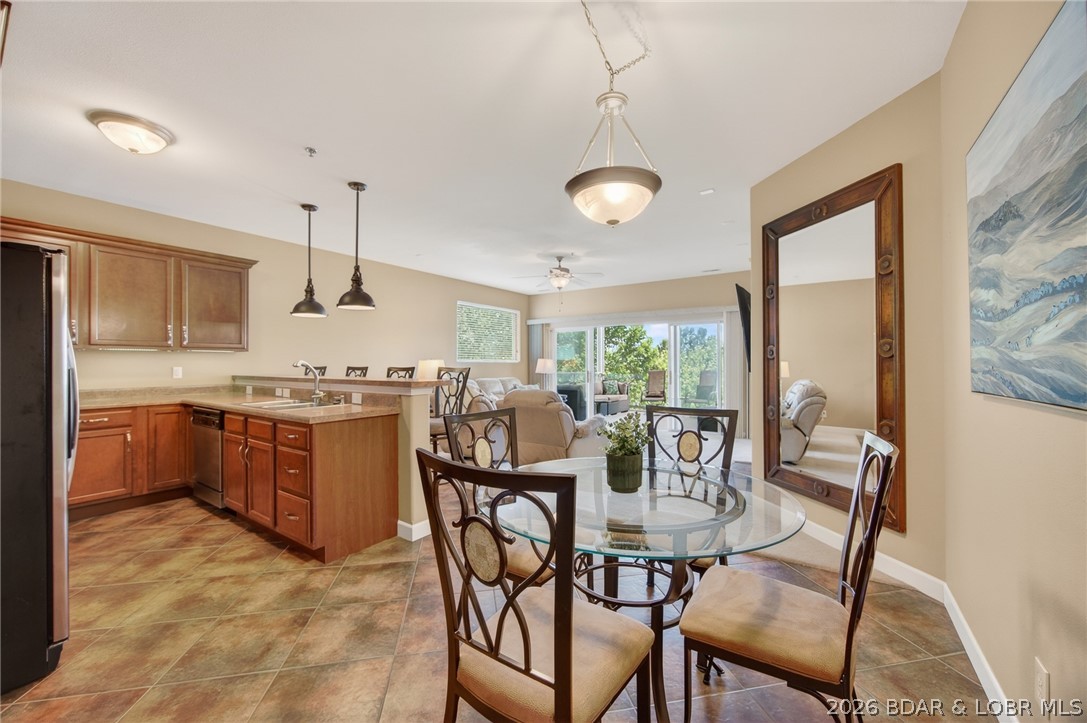 Sunset Palms Condominium - Residential