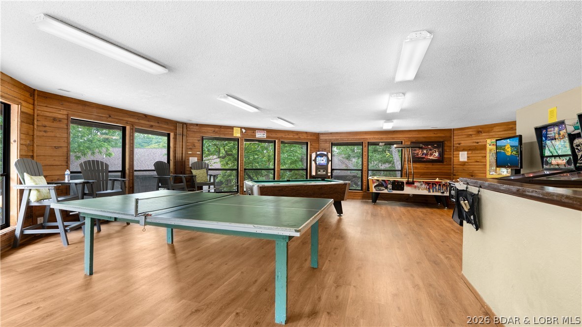 Lone Oak Point - Residential