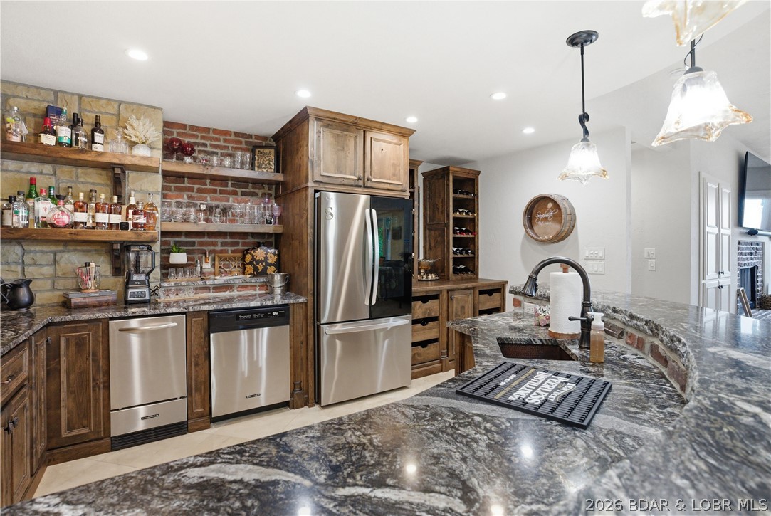 Eagles Cove - Residential