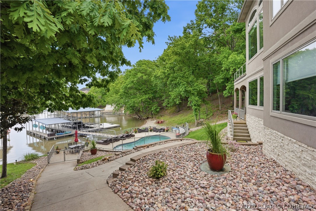 Eagles Cove - Residential