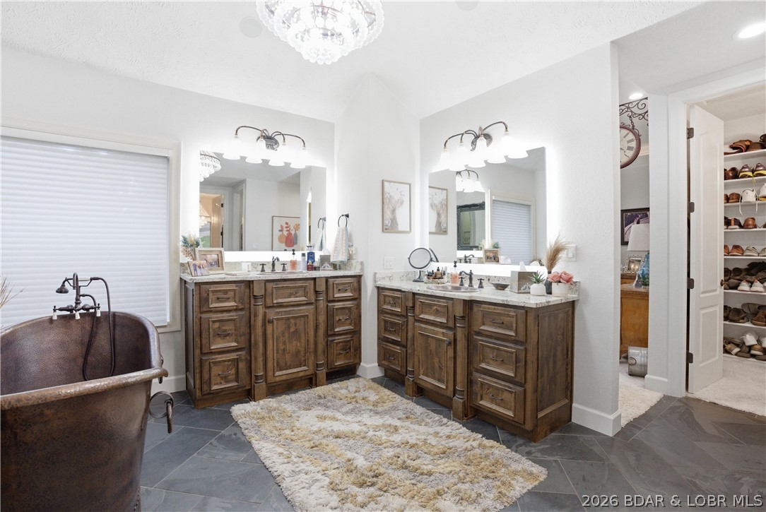 Eagles Cove - Residential
