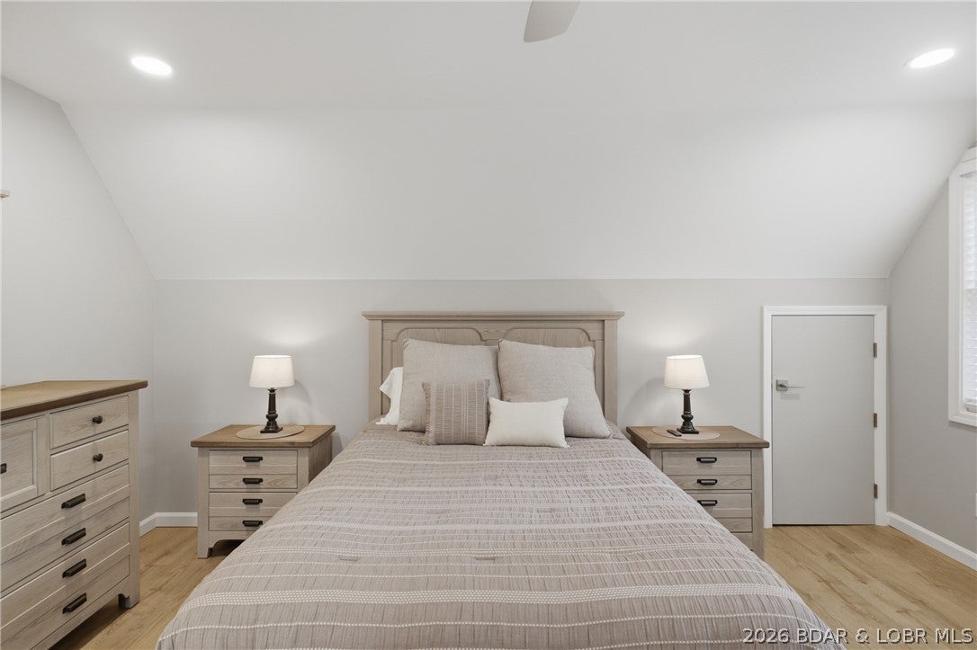 Four Seasons - Residential