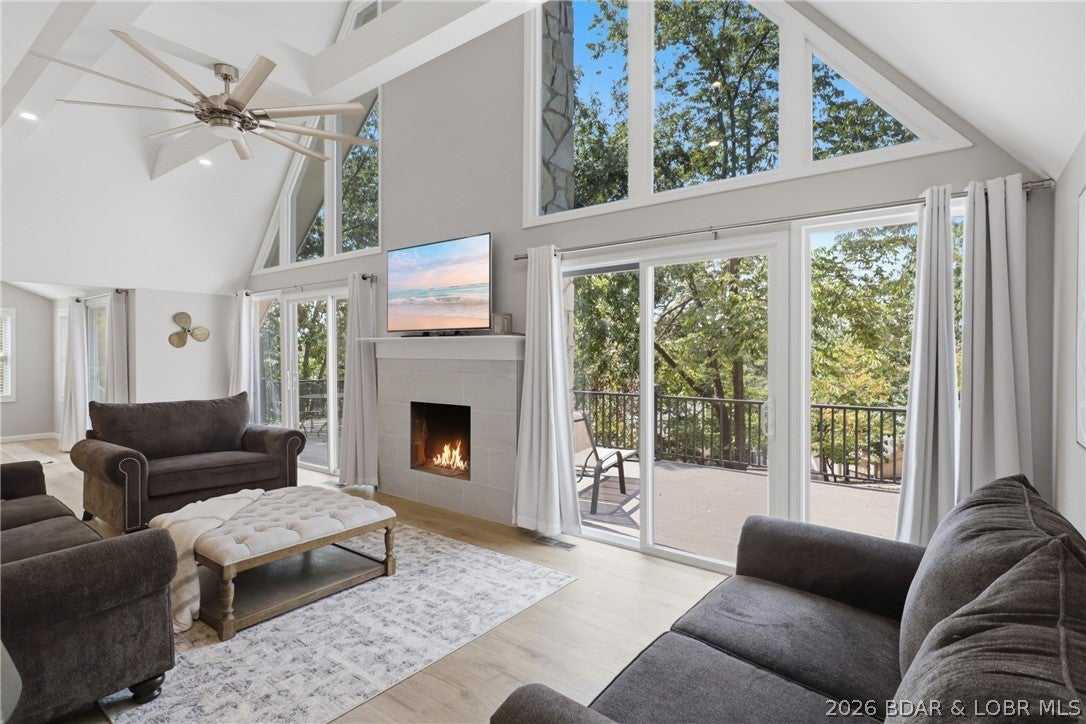 Four Seasons - Residential