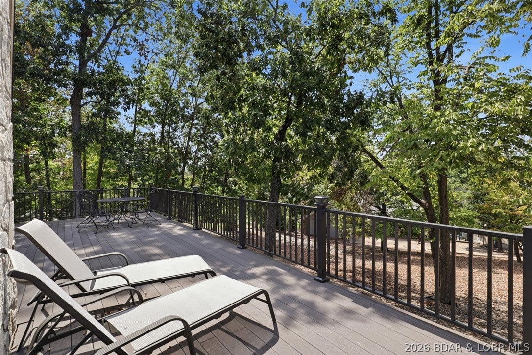 Four Seasons - Residential