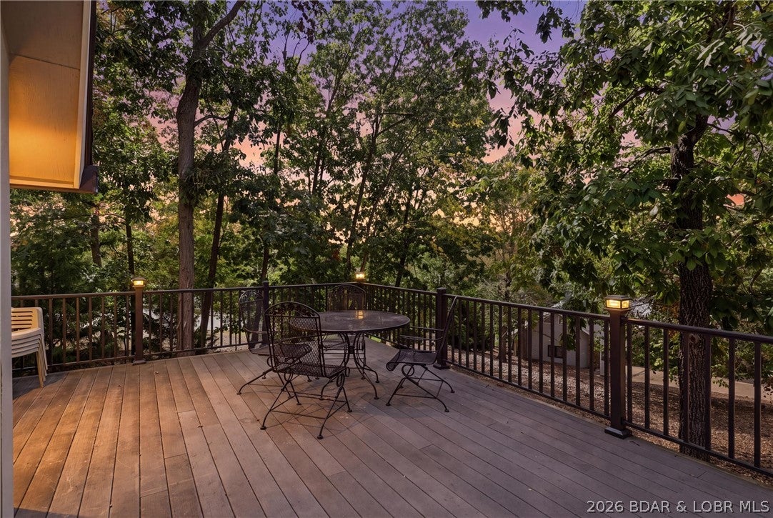 Four Seasons - Residential