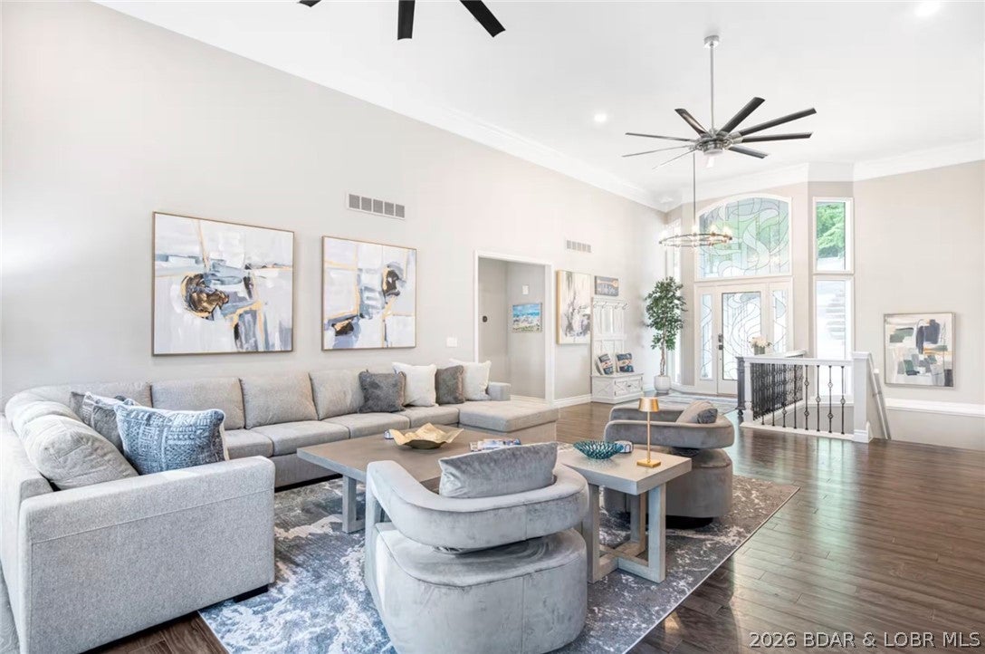 Grand Point - Residential