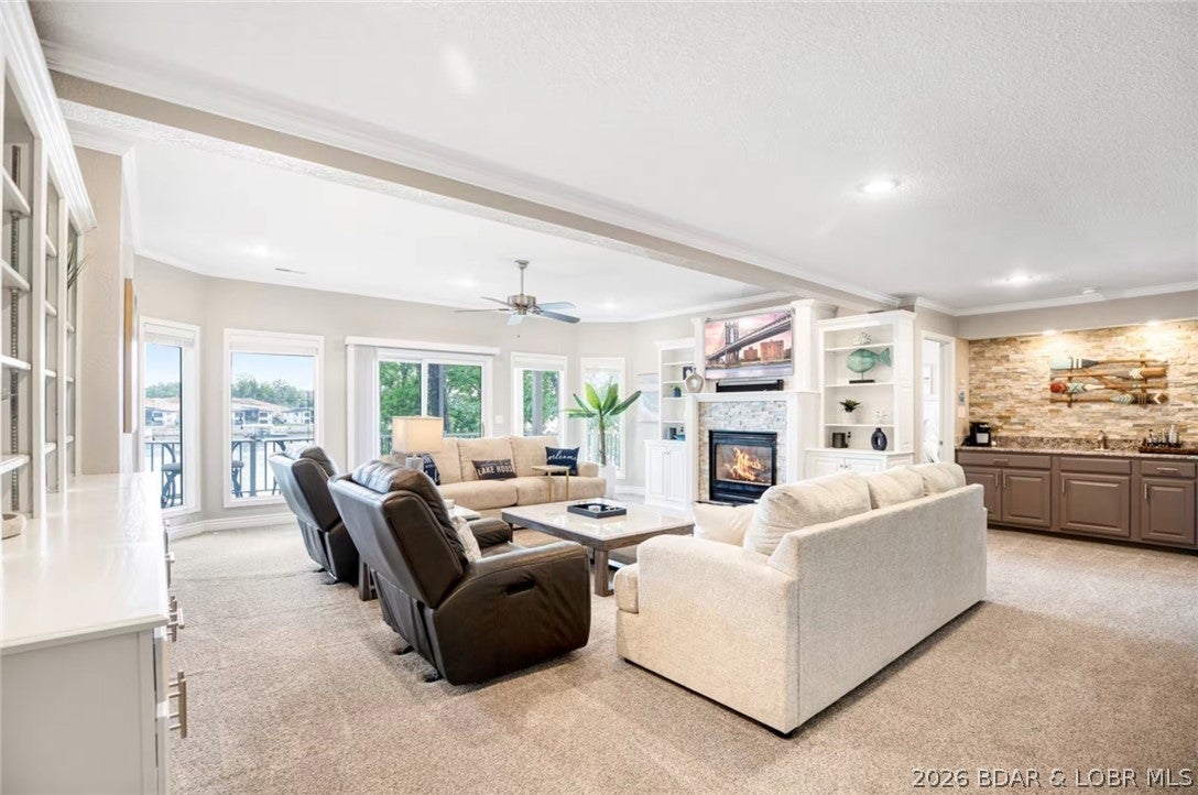 Grand Point - Residential
