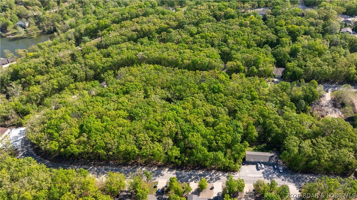 Four Seasons - Land