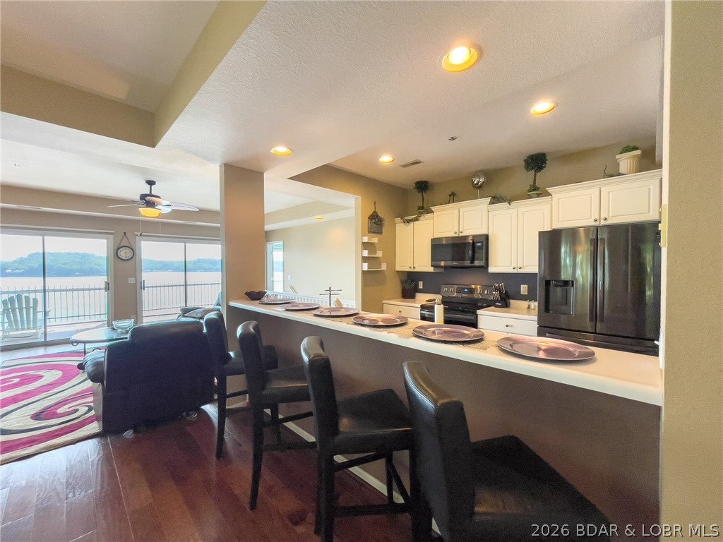 Harbour Towne Condominium - Residential