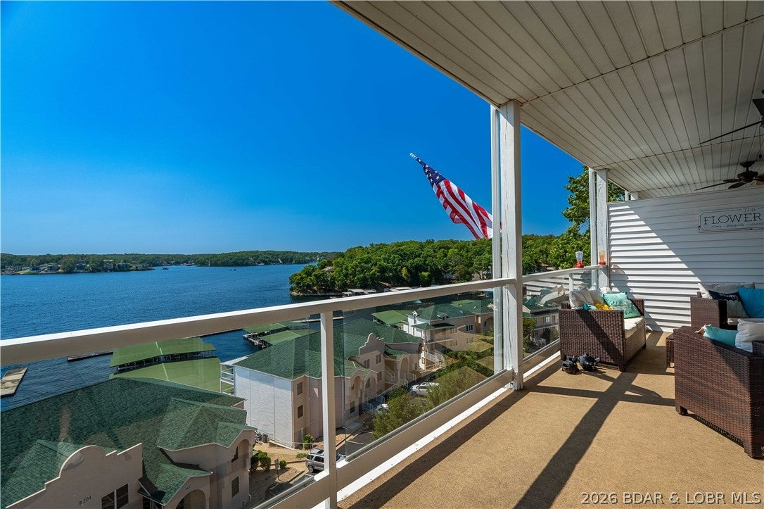 Emerald Bay Condominium - Residential