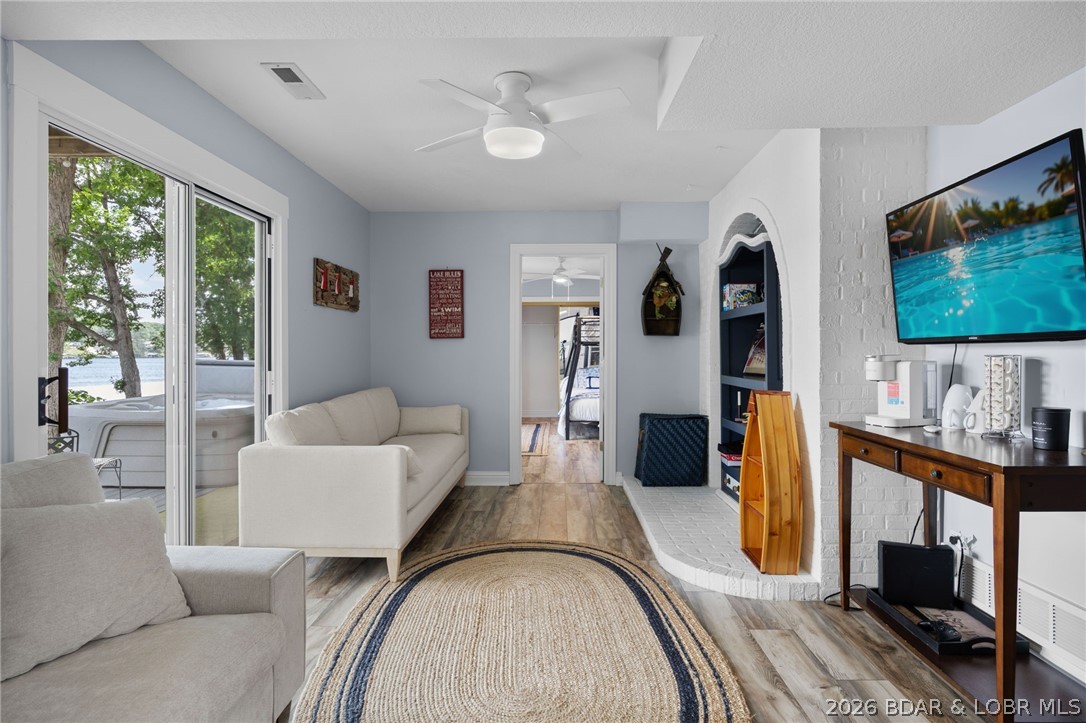 Gibson Point - Residential