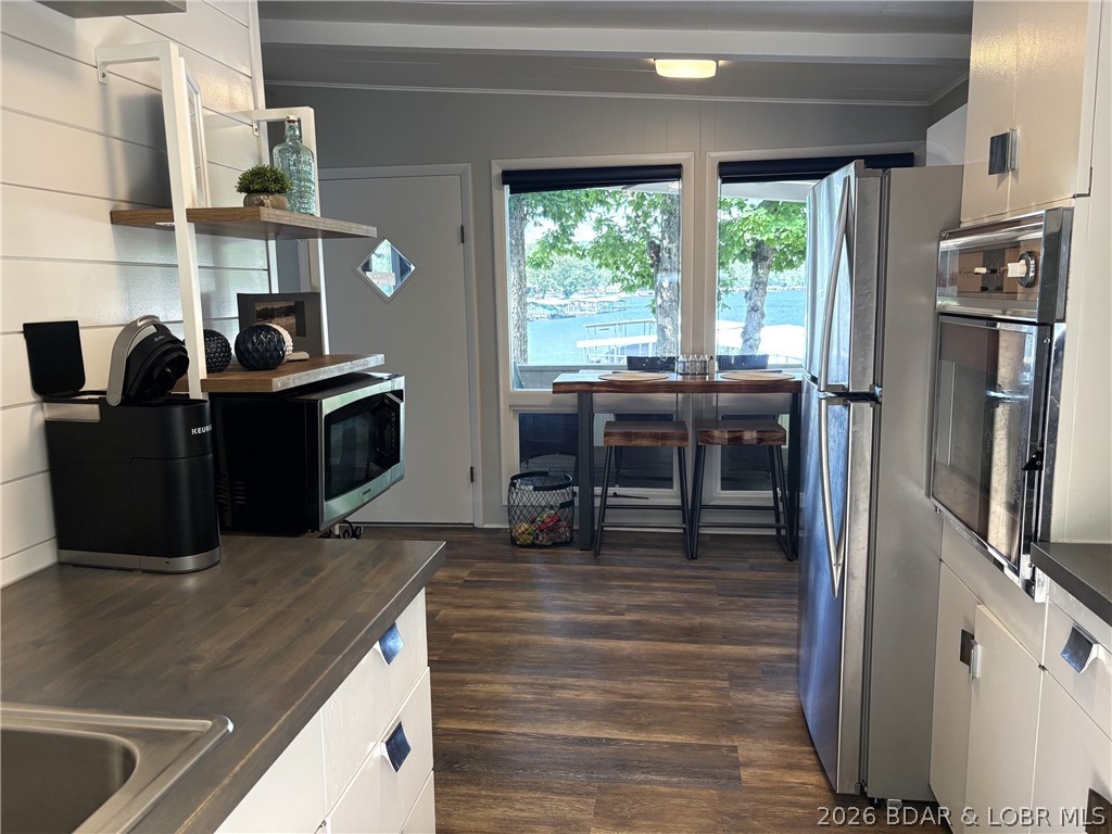Broadview Acres - Residential