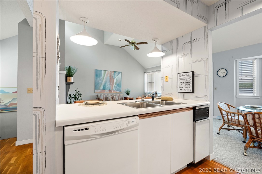 Breakwater Bay Club Condo - Residential