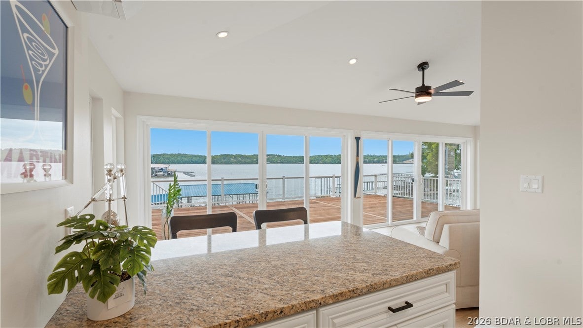 Cobbs Chimney Point - Residential