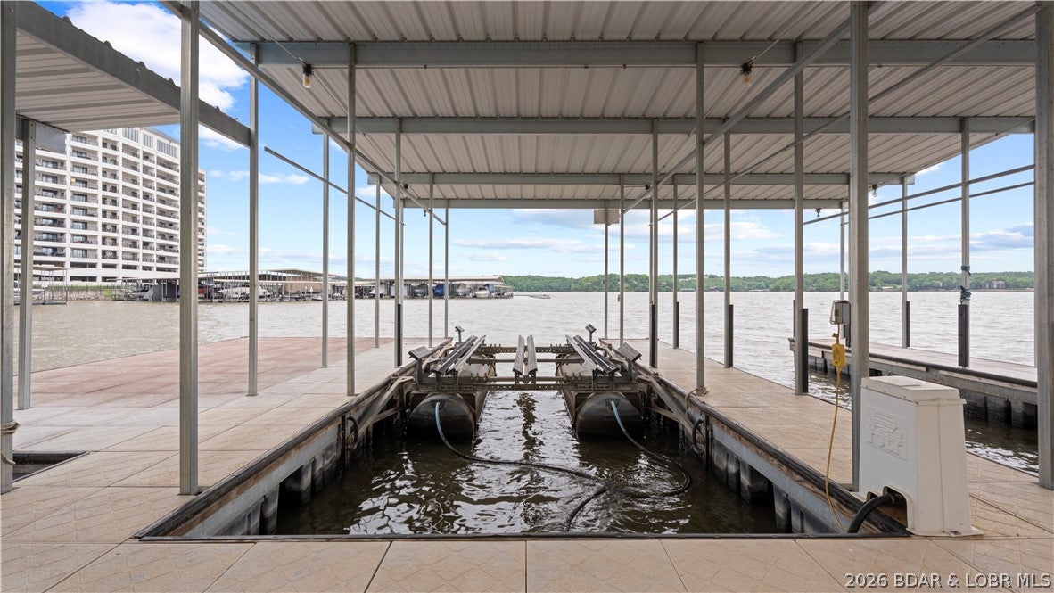 Cobbs Chimney Point - Residential