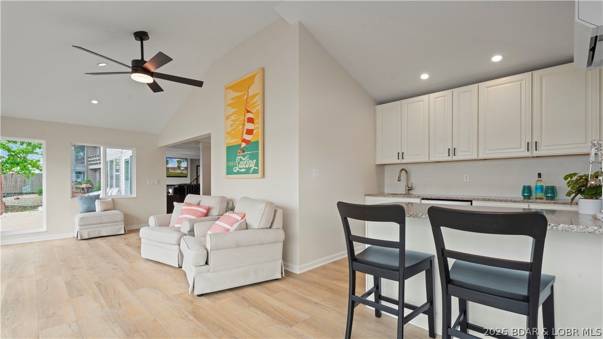 Cobbs Chimney Point - Residential