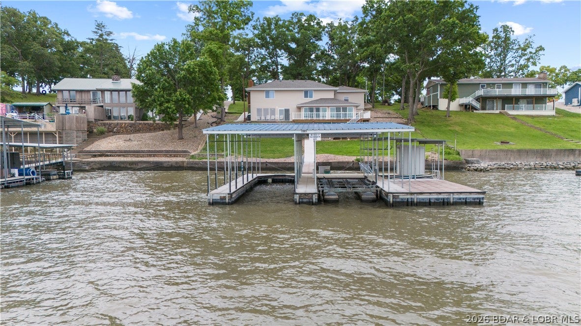 Cobbs Chimney Point - Residential