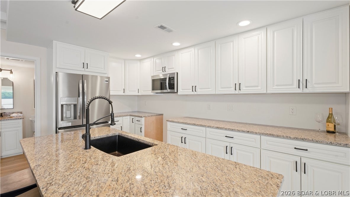 Cobbs Chimney Point - Residential