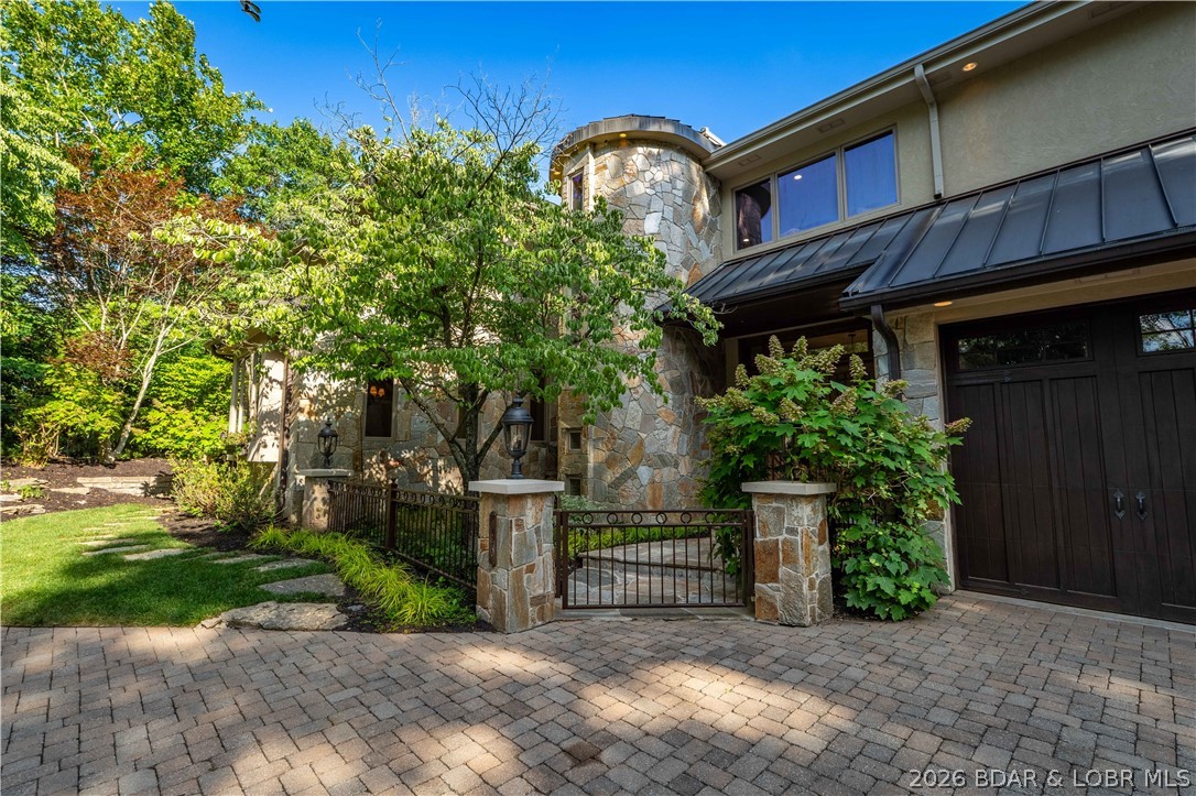 Cedar Crest - Residential