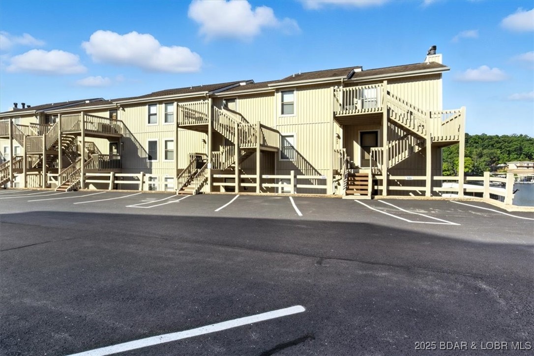 Indian Pointe Condominium - Residential