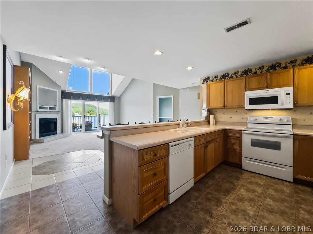 Cedar Glen Condominium - Residential