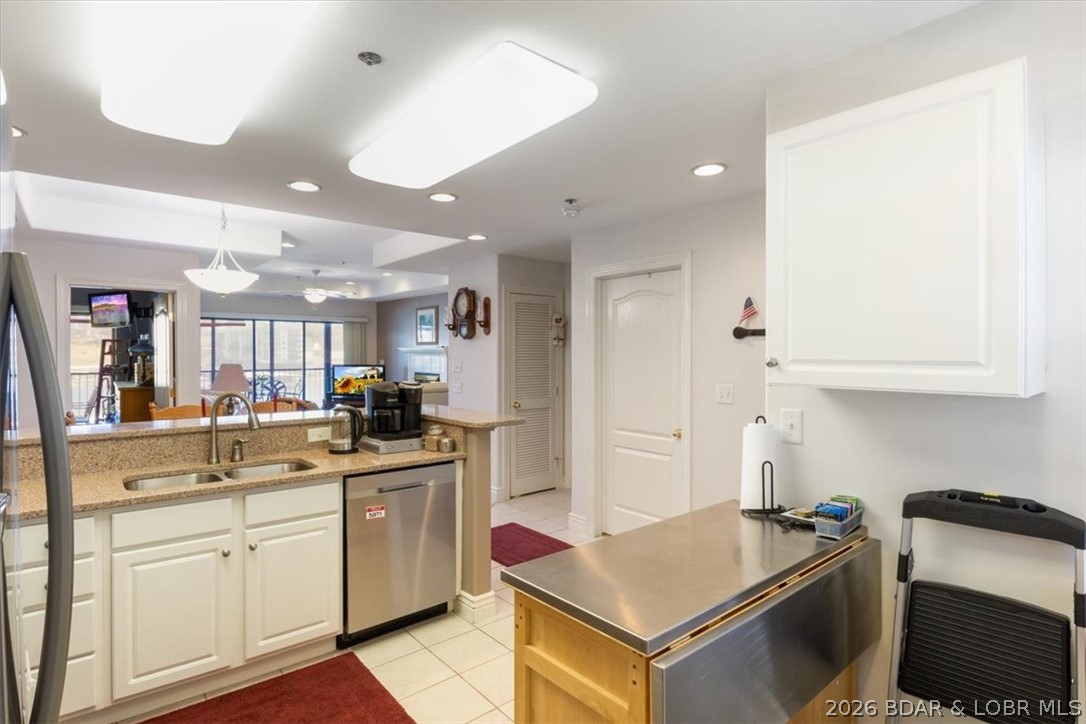 The Falls Condo - East Shore - Residential