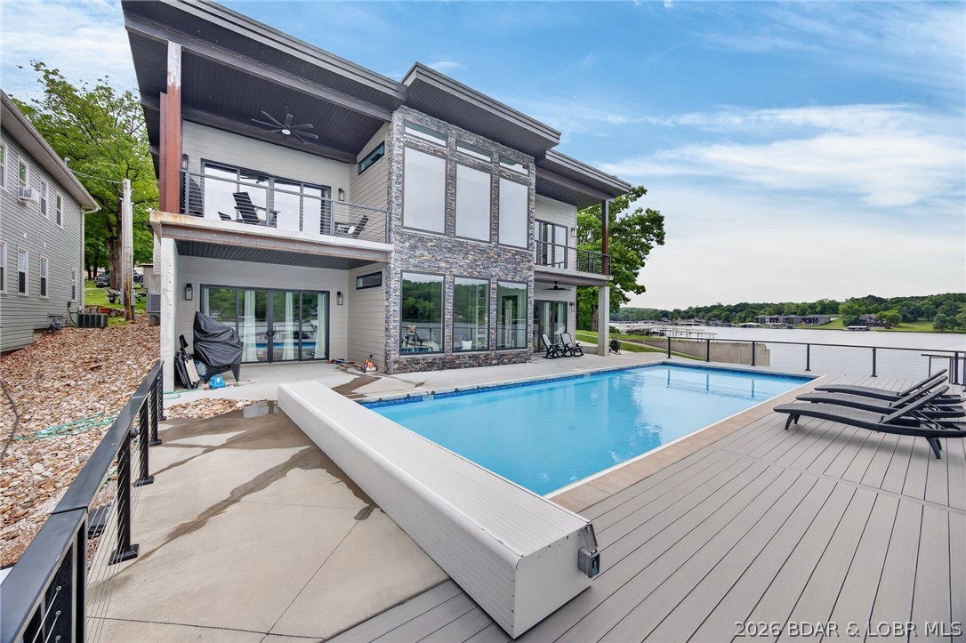 White Oaks Point - Residential
