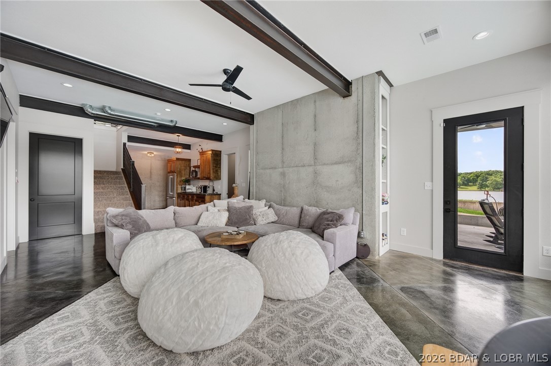 White Oaks Point - Residential
