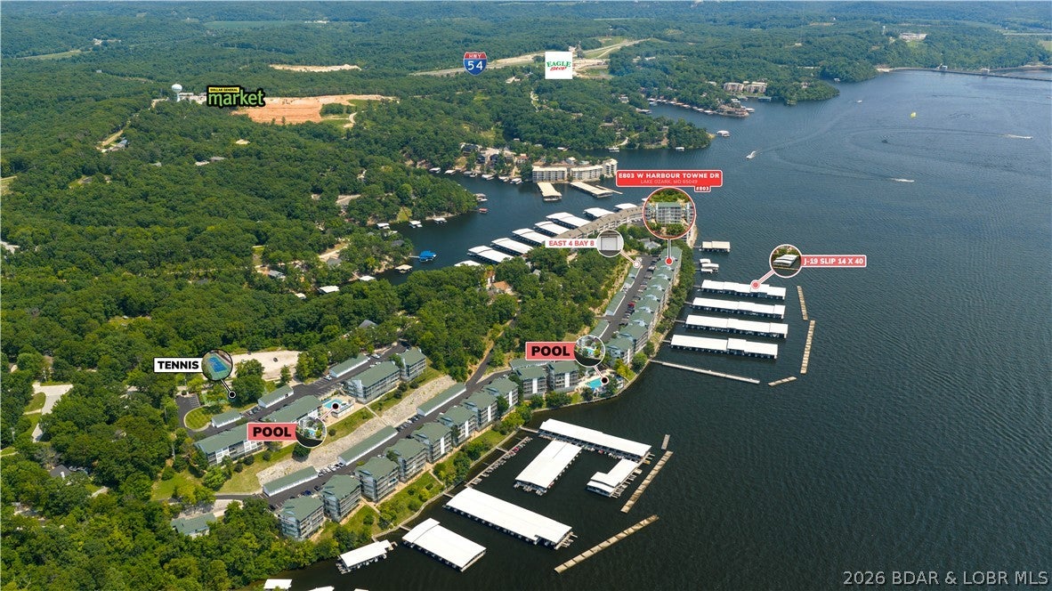 Harbour Towne Condominium - Residential