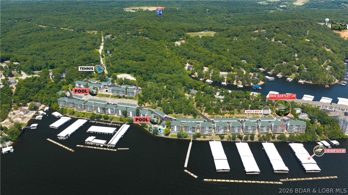 Harbour Towne Condominium - Residential
