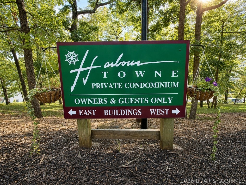 Harbour Towne Condominium - Residential
