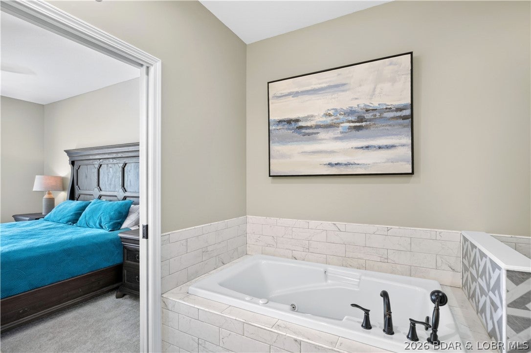 Harbour Towne Condominium - Residential