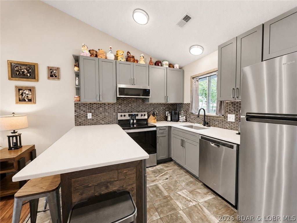 Steeple Ridge Condominium - Residential